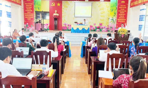 HĐND xã Lương Hòa Lạc: Thông qua nhiều nghị quyết quan trọng