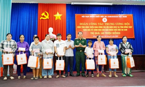 Nỗi đau chưa khép, nghĩa tình còn mãi