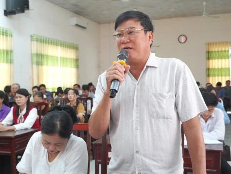 Cử tri xã Mỹ An Hưng kiến nghị nhiều vấn đề dân sinh