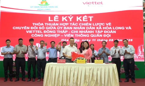 Xã Hòa Long: Ký kết thỏa thuận chuyển đổi số giai đoạn 2026 - 2030