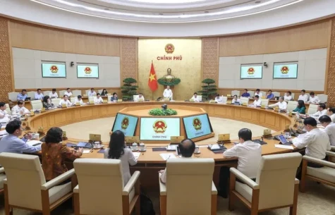 Chính phủ yêu cầu các bộ, ngành hoàn thành sắp xếp tổ chức bộ máy trong tháng 10