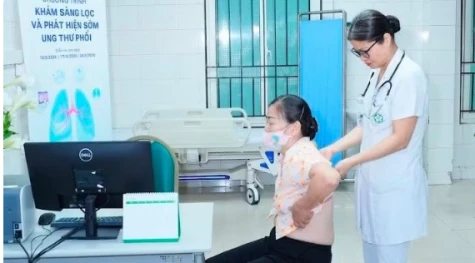 Tạo thuận lợi cho người dân trong tiếp cận dịch vụ y tế