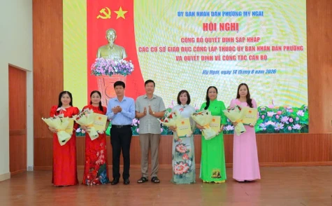 Các địa phương công bố Quyết định sáp nhập cơ sở giáo dục