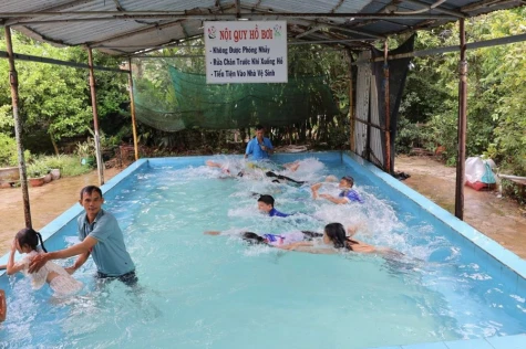 Từ biết bơi đến biết tự bảo vệ mình