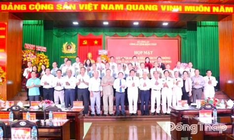 Đồng Tháp: Họp mặt kỷ niệm 81 năm Ngày truyền thống Công an nhân dân