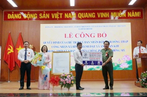 Bình Thành đón nhận Quyết định công nhận xã An toàn khu