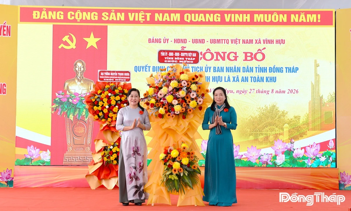 Vĩnh Hựu đón nhận danh hiệu xã An toàn khu