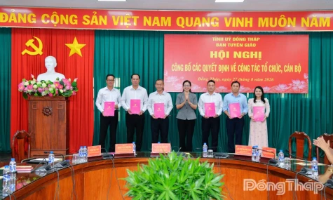 Ban Tuyên giáo Tỉnh ủy Đồng Tháp công bố các Quyết định về tổ chức, cán bộ