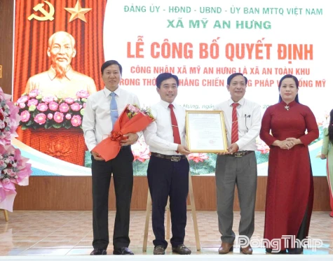 Mỹ An Hưng đón nhận danh hiệu xã An toàn khu