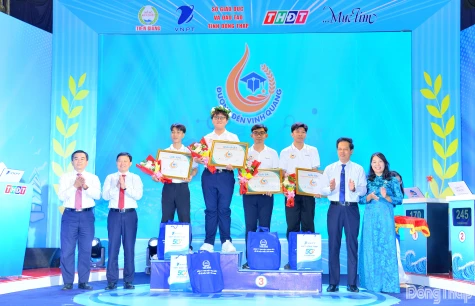 “Đường đến vinh quang” lần thứ XVI: Thí sinh Huỳnh Ngọc Đăng Khoa đoạt giải Quán quân