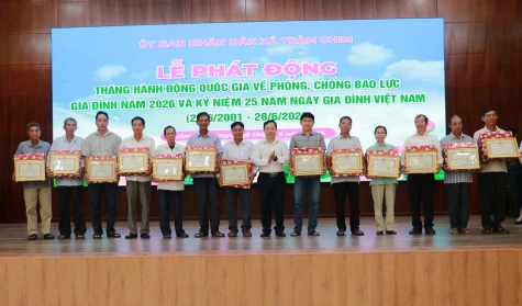 Chung tay xây dựng gia đình hạnh phúc, văn minh