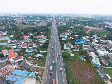 Dự án mở rộng cao tốc TP. Hồ Chí Minh - Trung Lương - Mỹ Thuận: Đẩy nhanh công tác giải phóng mặt bằng