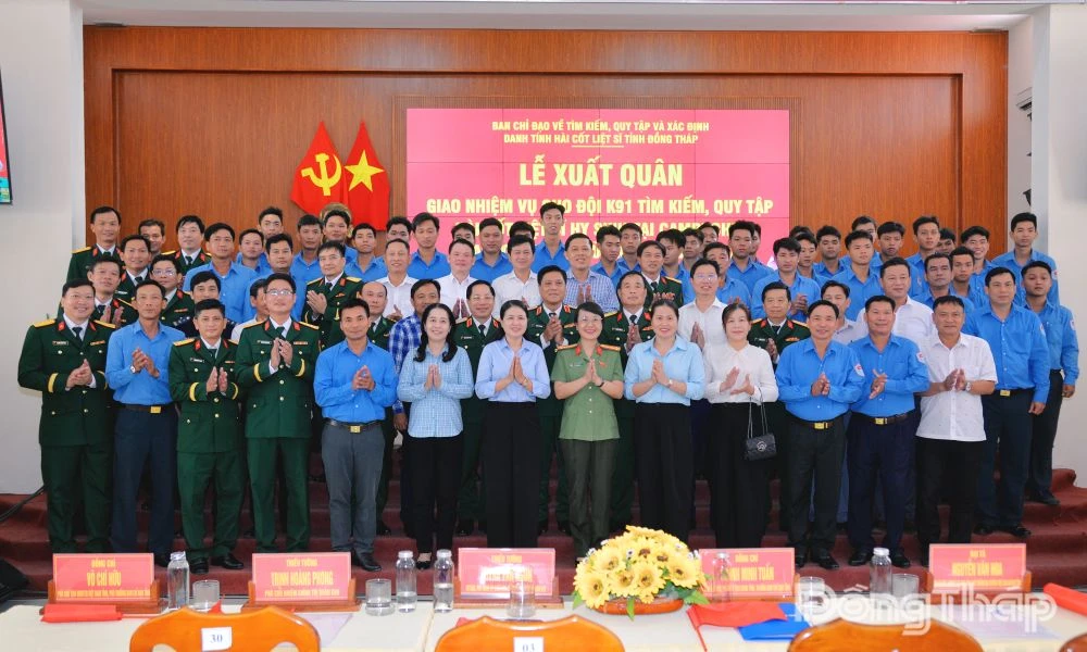 Đồng Tháp: Xuất quân, giao nhiệm vụ cho Đội K91 lên đường làm nhiệm vụ tại Campuchia