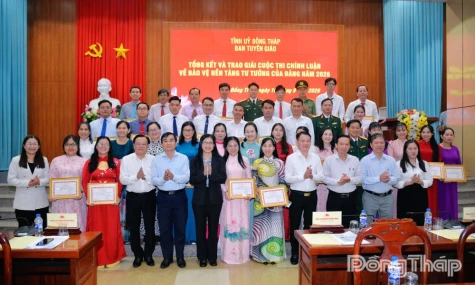 Đồng Tháp: Trao giải Cuộc thi chính luận về bảo vệ nền tảng tư tưởng của Đảng năm 2026