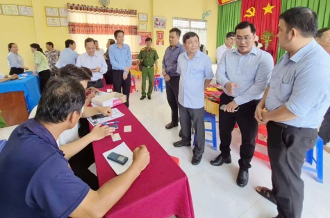 Tăng cường lãnh đạo, phấn đấu trên 90% người dân có Sổ sức khỏe điện tử