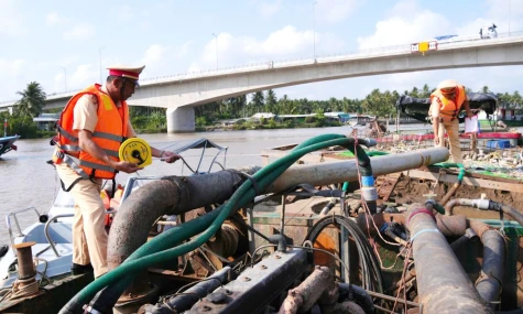 Đồng Tháp: Tiếp tục tăng cường tuần tra, kiểm soát, xử lý bến thủy, khai thác cát trái phép