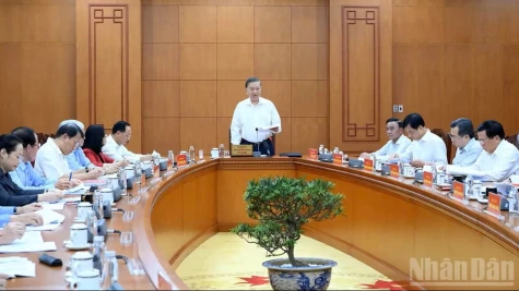 Công tác tư tưởng phải sát thực tiễn, chủ động phát hiện và thúc đẩy giải quyết vấn đề