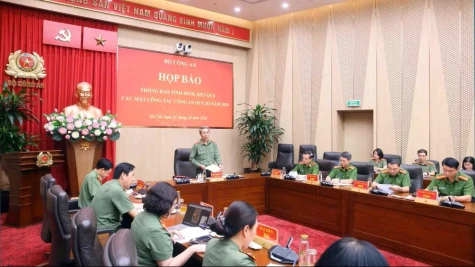 Khởi tố 41 bị can trong vụ gian lận thi tốt nghiệp Trung học phổ thông ở Tuyên Quang