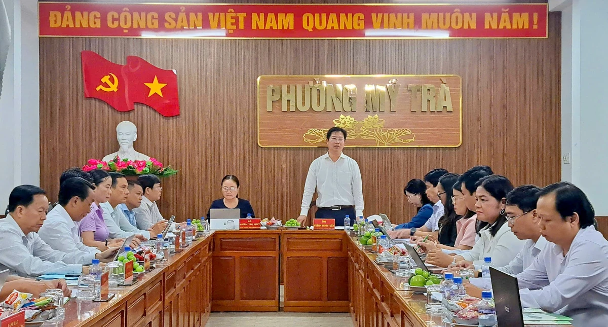 Đồng chí Huỳnh Minh Tuấn: Phường Mỹ Trà cần rà soát quy hoạch, tạo động lực phát triển mới
