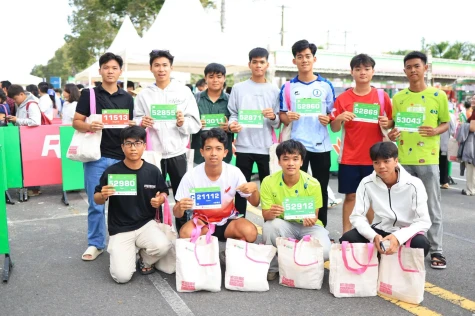 Rộn ràng ngày nhận số BIB Giải VPBank Đất Sen hồng Music Marathon 2026