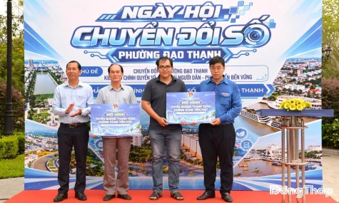 Phường Đạo Thạnh ra mắt nhiều mô hình chuyển đổi số thiết thực