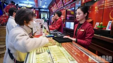 Từ 16-10-2026, mua, bán vàng trong ngày từ 5 triệu đồng phải thanh toán không dùng tiền mặt