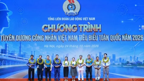 Tôn vinh vẻ đẹp của người công nhân Việt Nam trong thời kỳ mới