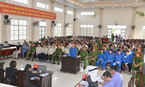 Xét xử lưu động 53 bị cáo về tội gây rối trật tự công cộng