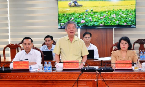 Lãnh đạo tỉnh làm việc với Hội Liên lạc với người đồng hương Đồng Tháp