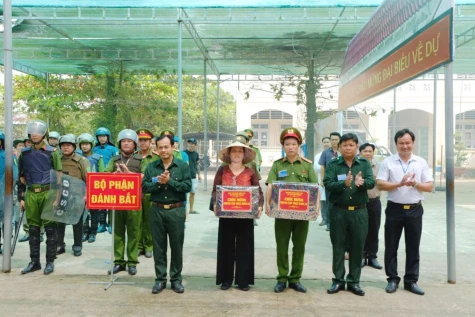 Xã Tân Phú Trung diễn tập chiến đấu phòng thủ năm 2026