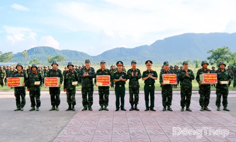 Bộ Chỉ huy Quân sự tỉnh Đồng Tháp: Động viên cán bộ, chiến sĩ Trung đoàn 320 và Trung đoàn 924 tham gia diễn tập